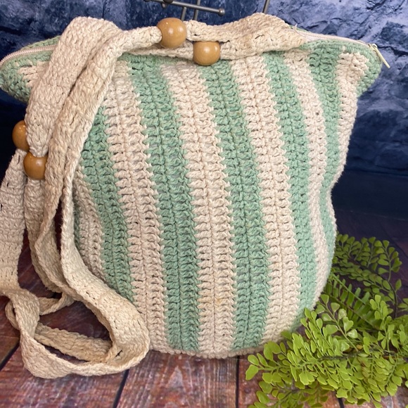 Crochet Woven Striped Round Zippered Bucket Tote with bead accents - Picture 13 of 13